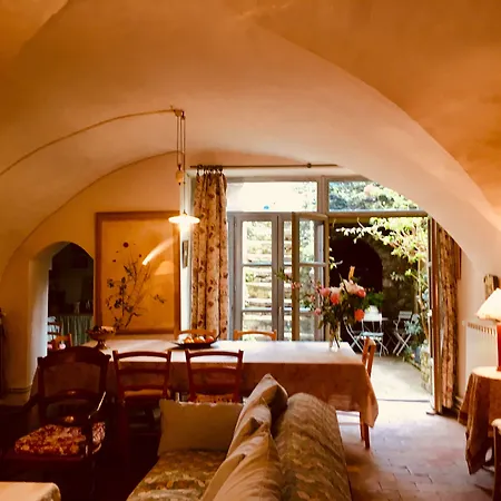 Couette-café Les Asphodèles 4*