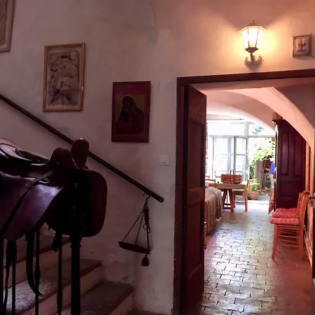 Les Asphodèles Couette-café 4*