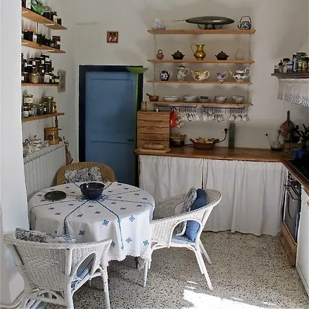 Les Asphodèles Couette-café