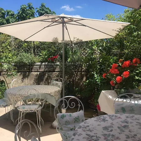 Les Asphodeles Bed and breakfast
